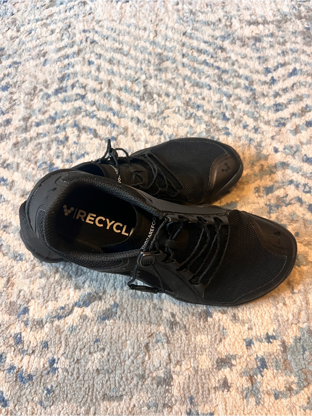 Vivo barefoot Women’s All-Black Lightweight Recycled Running Shoes 40/9